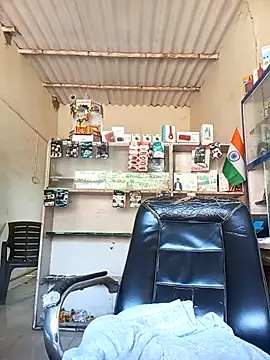 Snapshot of Priynkarani chatting on November 2025 05:02:01 AM Priynkarani online show from November 2025 05:02:01 AM