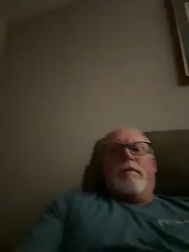 wildrocket02 online show from May 2026 03:22:02 AM
