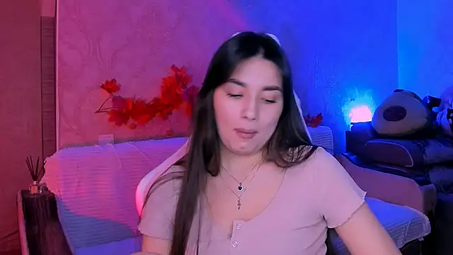 Swee Alicee online show from February 2025 11:45:02 AM