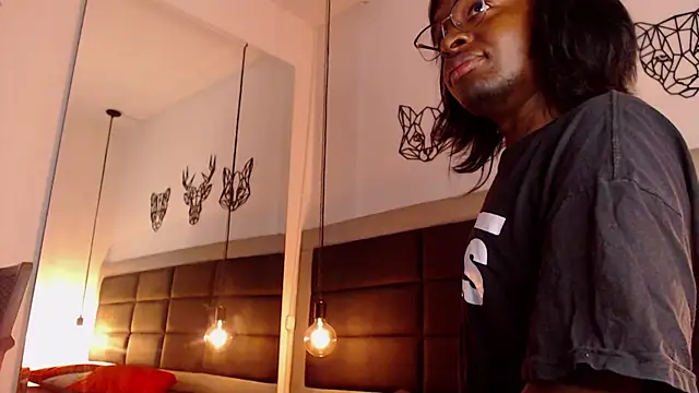 candy lovee69 online show from March 2025 04:24:02 AM