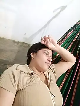 Snapshot of girl_milk1 chatting on September 2025 11:32:02 PM girl milk1 online show from September 2025 11:32:02 PM