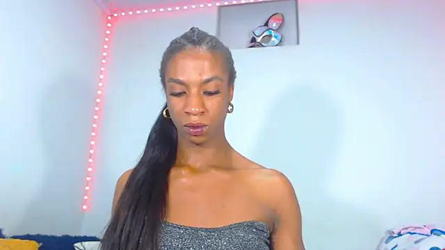 Snapshot of JessicaEbony chatting on February 2025 01:03:01 AM JessicaEbony online show from February 2025 01:03:01 AM