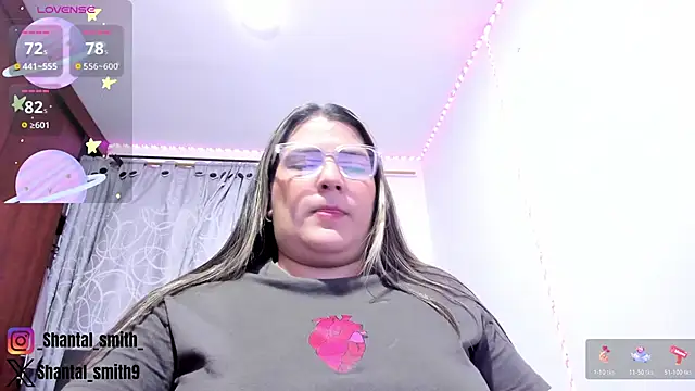 Snapshot of shantal_smith9 chatting on February 2026 03:56:01 AM shantal smith9 online show from February 2026 03:56:01 AM