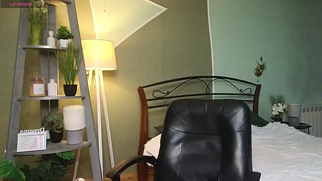 Snapshot of AuroraAksnesss chatting on March 2025 07:16:01 AM AuroraAksnesss online show from March 2025 07:16:01 AM