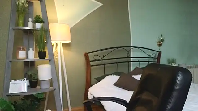 Snapshot of AuroraAksnesss chatting on March 2025 10:22:02 AM AuroraAksnesss online show from March 2025 10:22:02 AM