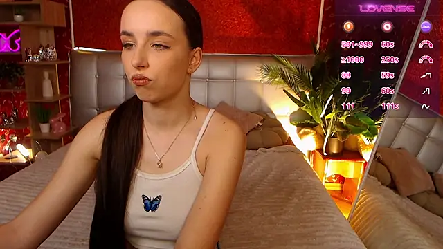 Snapshot of AuroraAksnesss chatting on March 2025 08:29:02 AM AuroraAksnesss online show from March 2025 08:29:02 AM