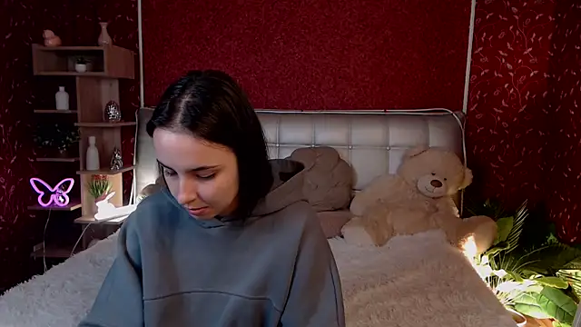 Snapshot of AuroraAksnesss chatting on September 2025 04:12:02 PM AuroraAksnesss online show from September 2025 04:12:02 PM