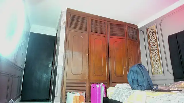 Snapshot of mature_bigass__ chatting on March 2025 08:54:01 PM mature bigass online show from March 2025 08:54:01 PM