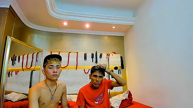 StrawwBoys online show from January 2025 01:24:02 PM