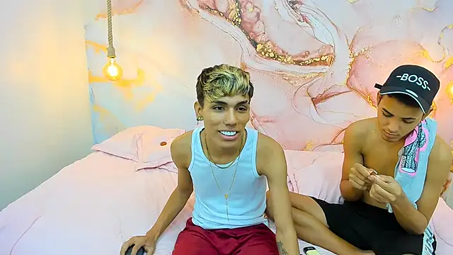 StrawwBoys online show from January 2025 01:08:01 AM