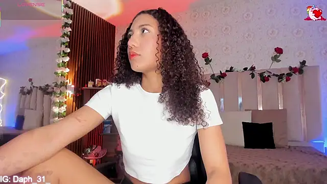 Daphnne tay online show from March 2026 03:41:02 AM