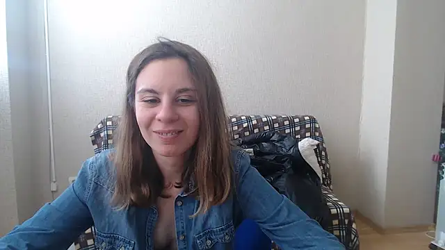 Alissa Joli online show from March 2025 11:41:01 AM