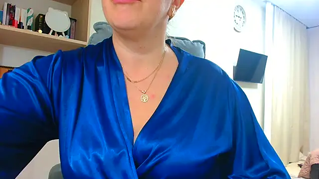 Brionia online show from October 2025 06:56:01 PM