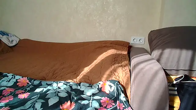 Brionia online show from March 2026 07:14:02 AM