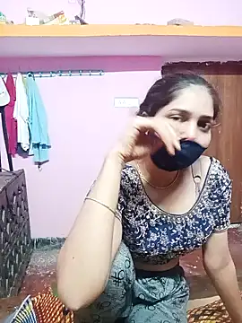 Cute-Simmi online show from December 2024 03:21:02 PM