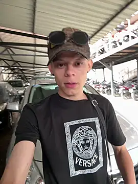 Daddyrich 632 online show from March 2026 01:12:02 PM