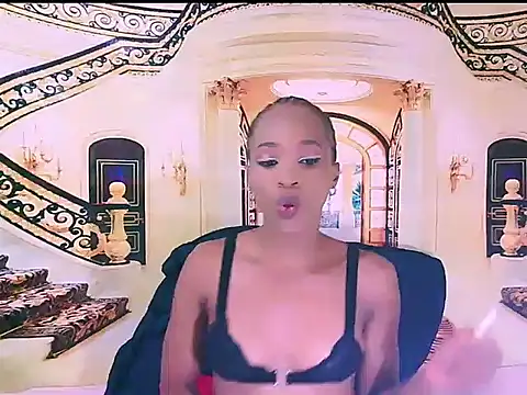 Snapshot of EbonyCreamy69 chatting on February 2025 07:06:02 PM EbonyCreamy69 online show from February 2025 07:06:02 PM