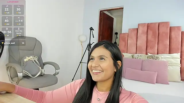 lou rosse  online show from October 2025 07:58:01 PM