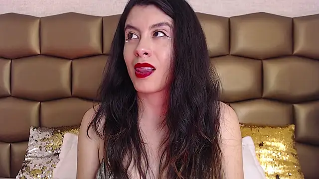 Snapshot of JaneLondon chatting on December 2024 06:50:01 PM JaneLondon online show from December 2024 06:50:01 PM