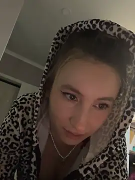 viviandaimond1 online show from February 2025 06:58:01 PM