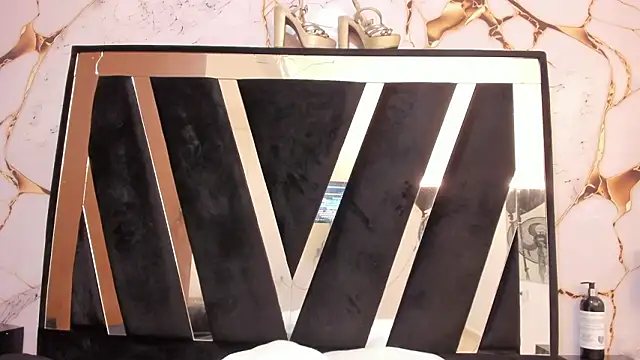 KarinaSimonz online show from February 2026 07:54:02 PM