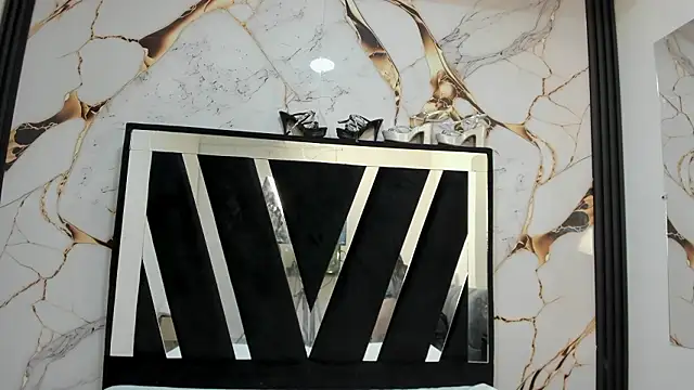 KarinaSimonz online show from February 2026 07:42:02 PM