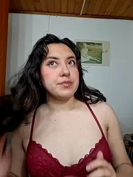 Snapshot of Emi_chik chatting on July 2026 06:19:02 AM Emi chik online show from July 2026 06:19:02 AM