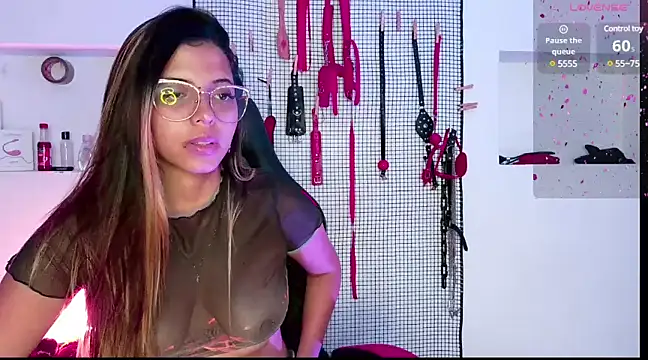 Snapshot of Megaan_Greey chatting on January 2025 03:23:02 AM Megaan Greey online show from January 2025 03:23:02 AM