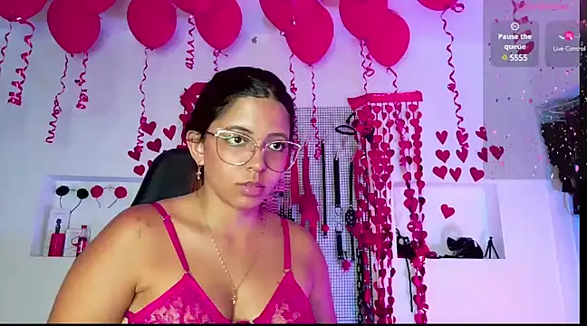 Snapshot of Megaan_Greey chatting on February 2025 10:36:01 PM Megaan Greey online show from February 2025 10:36:01 PM