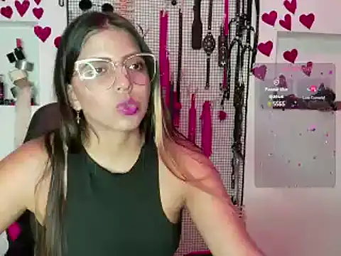 Snapshot of Megaan_Greey chatting on March 2025 09:34:01 PM Megaan Greey online show from March 2025 09:34:01 PM