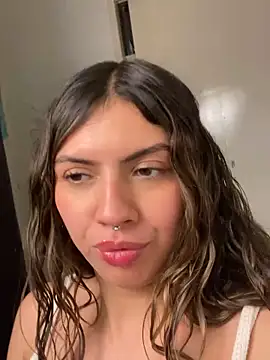 Snapshot of Argentiiniita chatting on December 2025 11:10:02 PM Argentiiniita online show from December 2025 11:10:02 PM