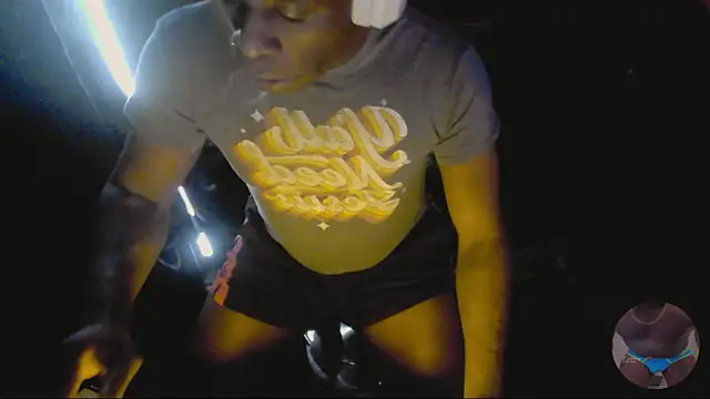 Pressure69mee online show from February 2025 01:13:02 PM