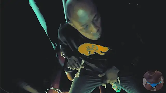 Pressure69mee online show from February 2025 10:39:02 PM