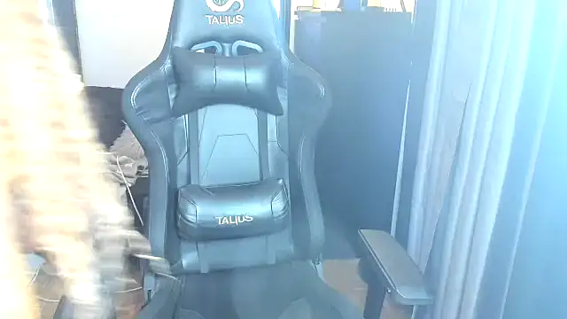 SlutyMaya4k online show from February 2025 06:00:01 AM