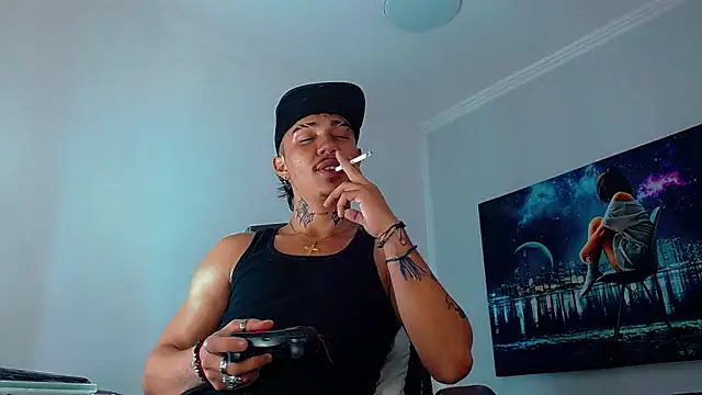 Snapshot of HannibalLester chatting on March 2025 11:00:02 PM HannibalLester online show from March 2025 11:00:02 PM