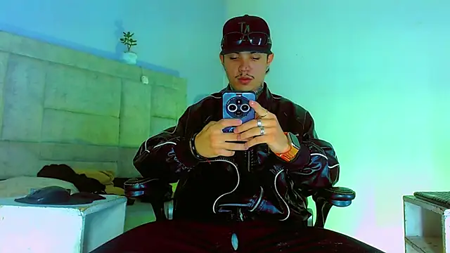 Snapshot of HannibalLester chatting on September 2025 04:01:01 AM HannibalLester online show from September 2025 04:01:01 AM