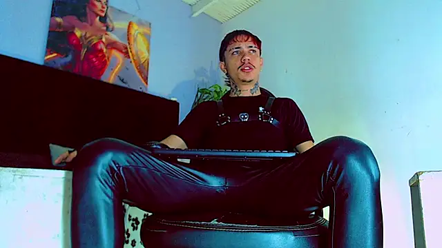 Snapshot of HannibalLester chatting on October 2025 04:59:01 AM HannibalLester online show from October 2025 04:59:01 AM