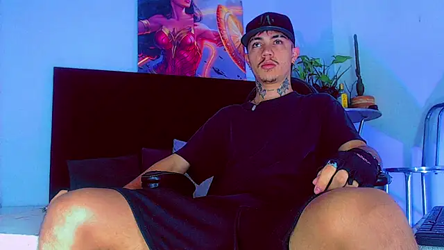 Snapshot of HannibalLester chatting on November 2025 05:52:02 AM HannibalLester online show from November 2025 05:52:02 AM