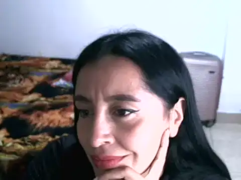 Snapshot of hailey85 chatting on December 2024 09:46:01 PM hailey85 online show from December 2024 09:46:01 PM