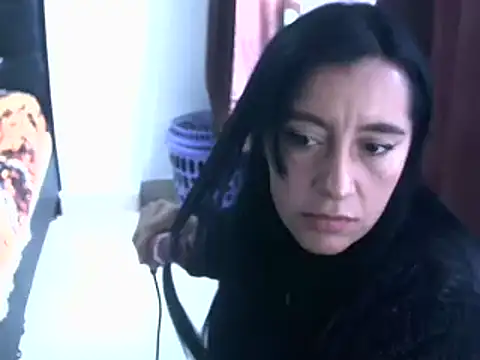 Snapshot of hailey85 chatting on December 2024 07:30:02 PM hailey85 online show from December 2024 07:30:02 PM