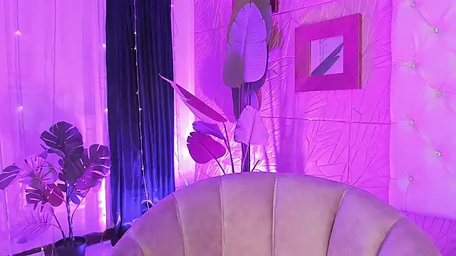 sadashi moon  online show from March 2025 12:38:01 AM