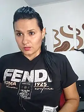 Snapshot of elena_jonees chatting on October 2025 07:58:02 PM elena jonees online show from October 2025 07:58:02 PM