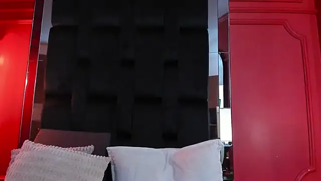 nathalie rossel online show from March 2025 01:16:01 AM