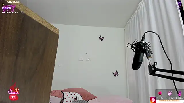 Snapshot of sweet_amalia4 chatting on April 2026 11:05:02 PM sweet amalia4 online show from April 2026 11:05:02 PM