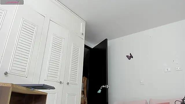 Snapshot of sweet_amalia4 chatting on June 2026 01:29:01 AM sweet amalia4 online show from June 2026 01:29:01 AM