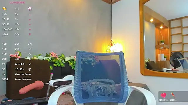 Hannah williams1 online show from December 2024 03:25:02 AM