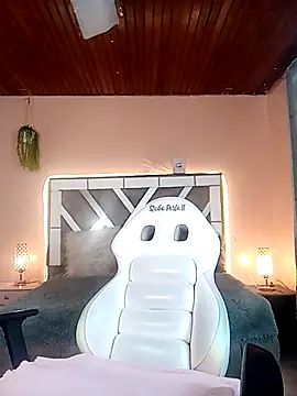 Naiara Sex  online show from December 2024 12:16:02 PM