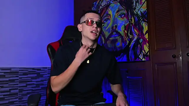 Dimitri higth420 online show from February 2025 12:25:01 AM