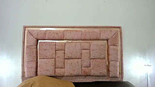 Snapshot of zoee_lovv chatting on January 2025 03:08:02 AM zoee lovv online show from January 2025 03:08:02 AM