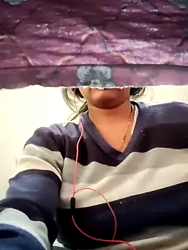 Snapshot of lovelyruhi chatting on December 2024 10:23:02 AM lovelyruhi online show from December 2024 10:23:02 AM